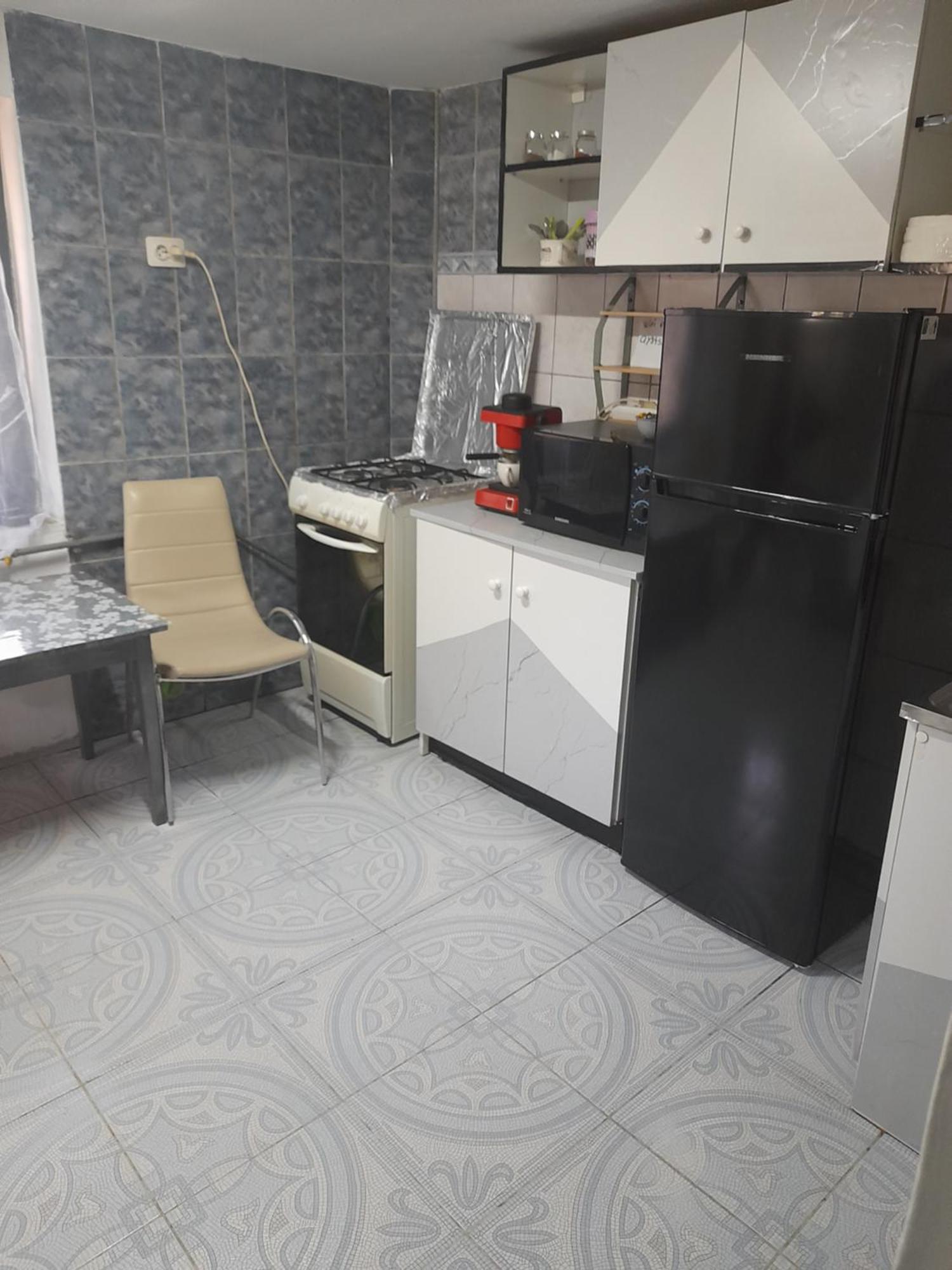 Garsoniera Sic Zona Terapia Zona Linistita La Casa Cu Parcare Cluj-Napoca Exterior foto