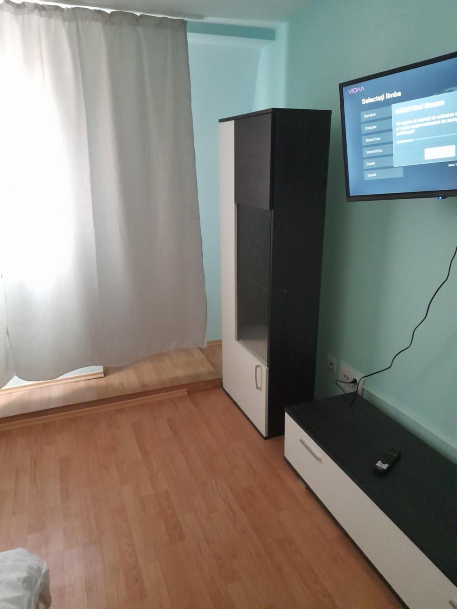 Garsoniera Sic Zona Terapia Zona Linistita La Casa Cu Parcare Cluj-Napoca Exterior foto
