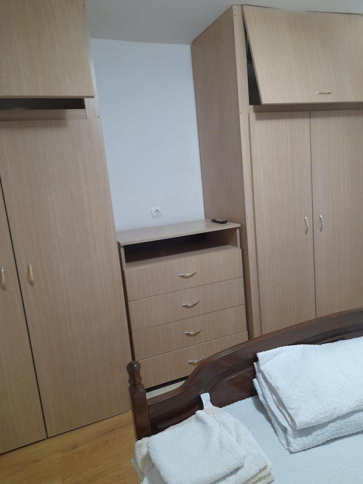 Garsoniera Sic Zona Terapia Zona Linistita La Casa Cu Parcare Cluj-Napoca Exterior foto