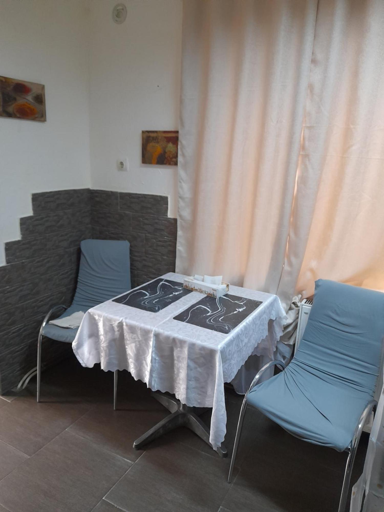 Garsoniera Sic Zona Terapia Zona Linistita La Casa Cu Parcare Cluj-Napoca Exterior foto